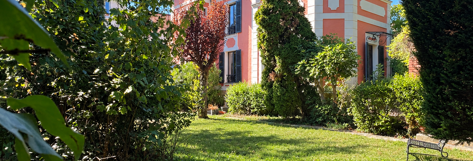 Maison 8 Pièces 190 m² à vendre à Garches (92380)