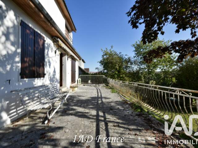 Vente Maison/villa 8 pièces — photo du bien
