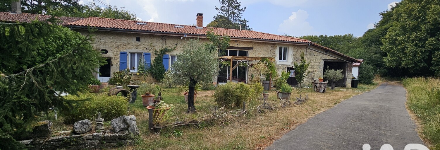 Maison 6 Pièces 189 m² à vendre à Alloue (16490)