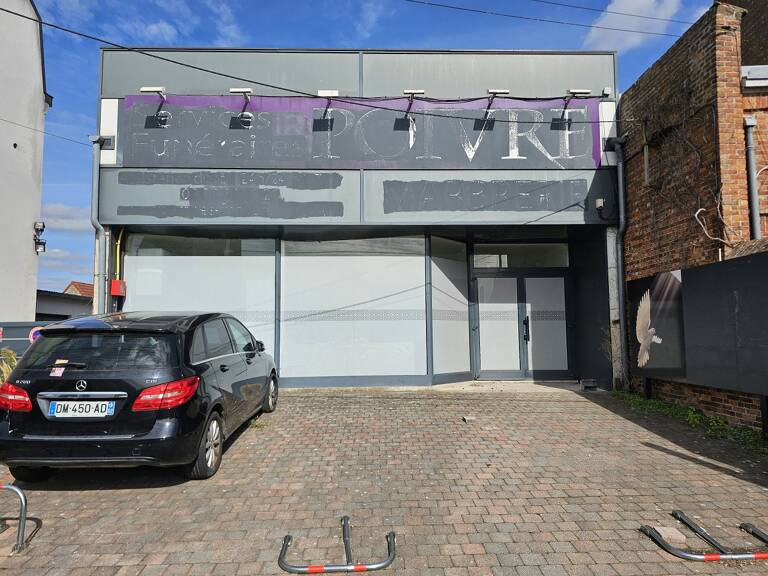 Local commercial — photo 1