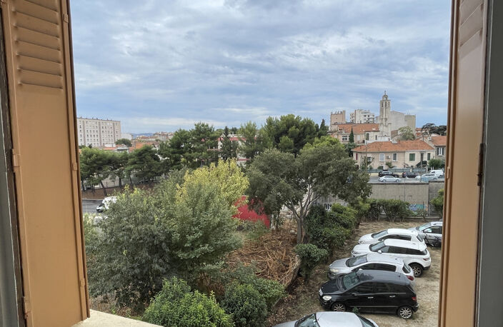 T1 traversant de 27 m2 avec balcon   2ᵉ étage — photo 5