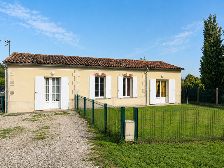 Maison de plain-pied à 5 min de Branne — photo 1