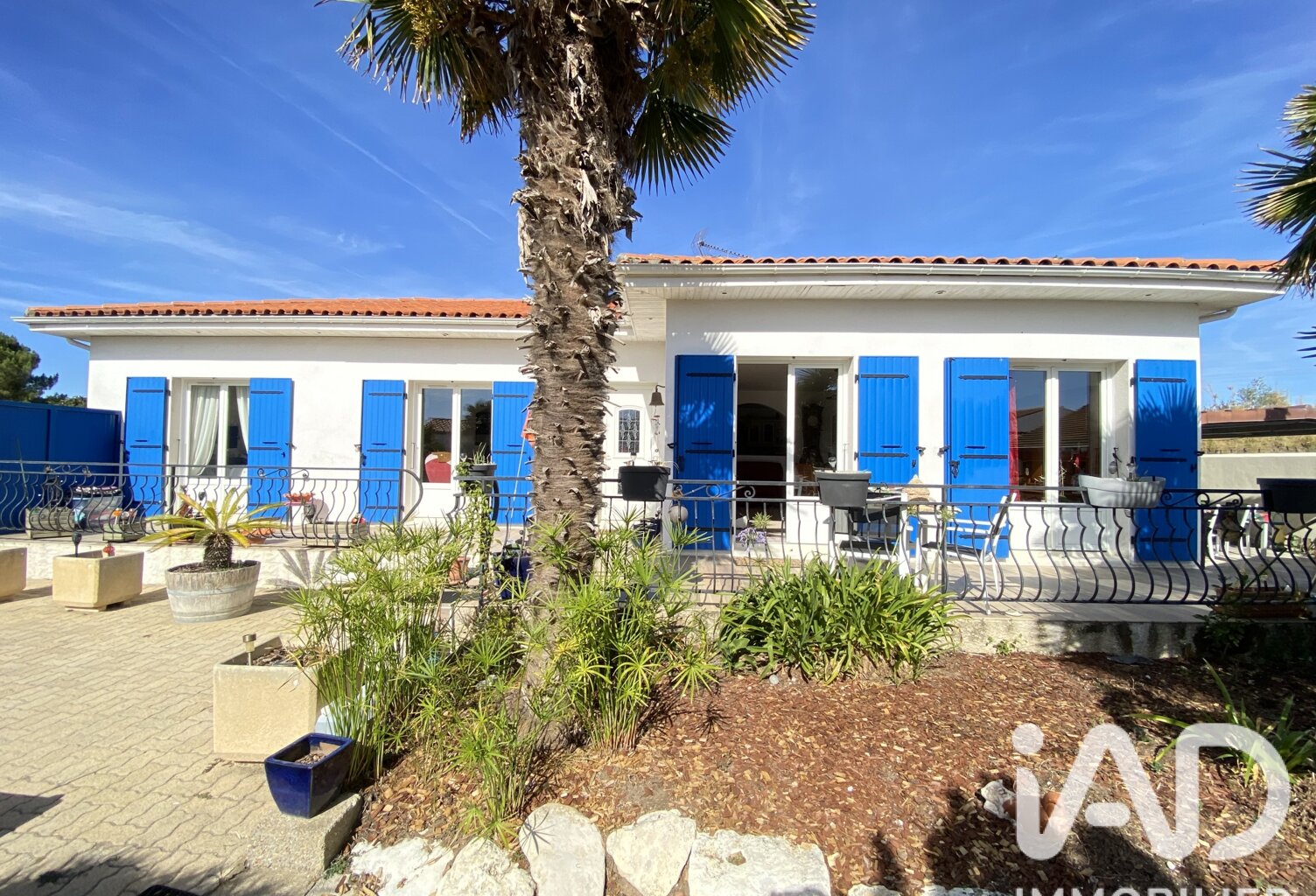 Vente Maison/villa 8 pièces — photo 1