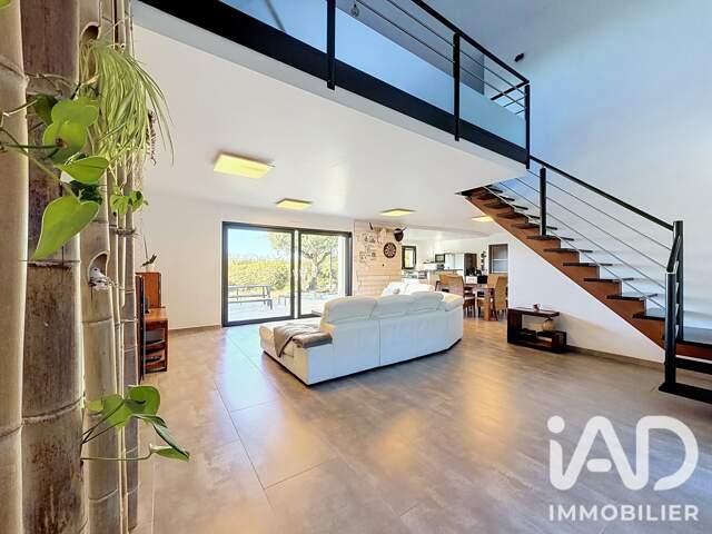 Vente Maison/villa 8 pièces — photo du bien