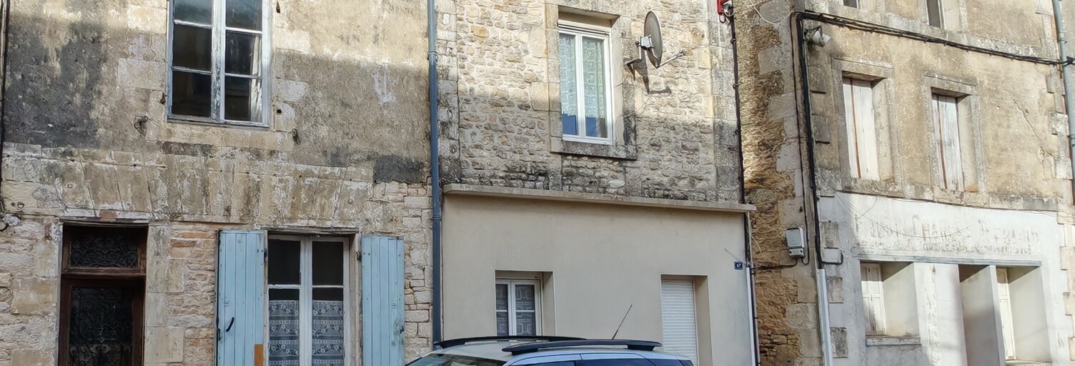 Maison 4 Pièces 110 m² à vendre à Sauzé-Vaussais (79190)