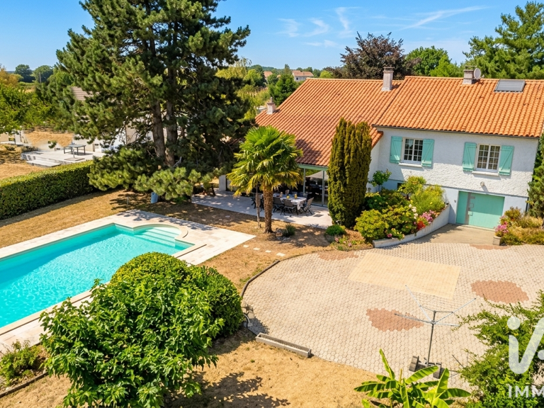 Vente Maison/villa 7 pièces — photo 1