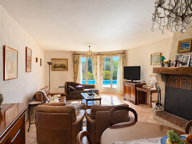 Maison familiale avec piscine et nombreuses dépendances à L — photo 4