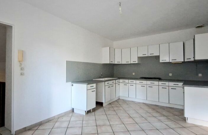 Vente Maison/villa 6 pièces — photo 3
