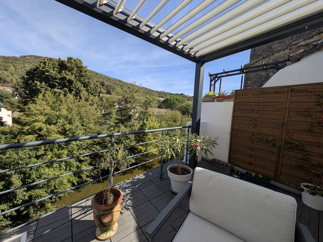 À VENDRE- MAISON DE VILLAGE  avec ROOF TOP et JACCUZI- ST HIPPLOYTE DU FORT — photo du bien