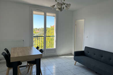 Appartement 3 pièces 930 €