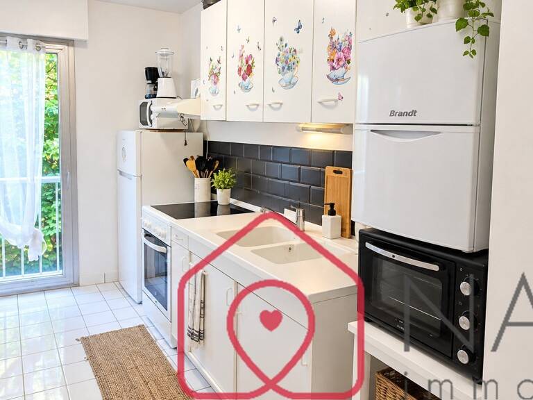 Bel Appt. T2 de 50.50m² +cave +parking privatif en sous-sol 79000. — photo 1