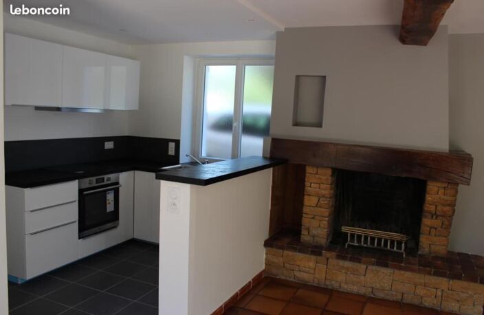 Location maison 5 pièces 112 m² à Bresson (38320) — photo 2