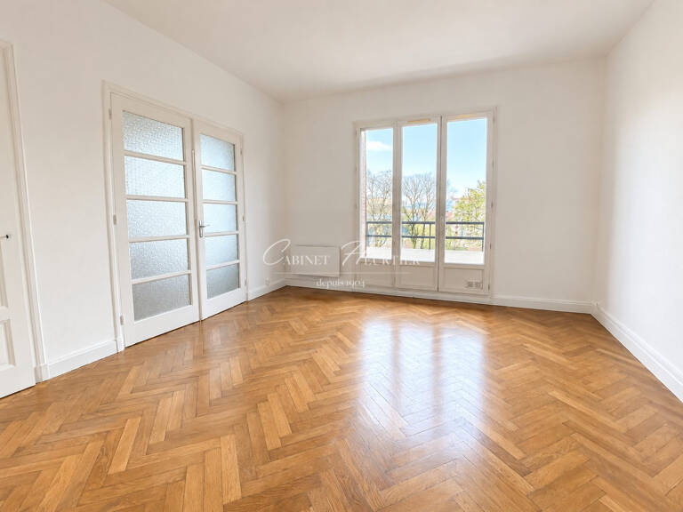 Grand T4 - Refait à neuf — photo 1