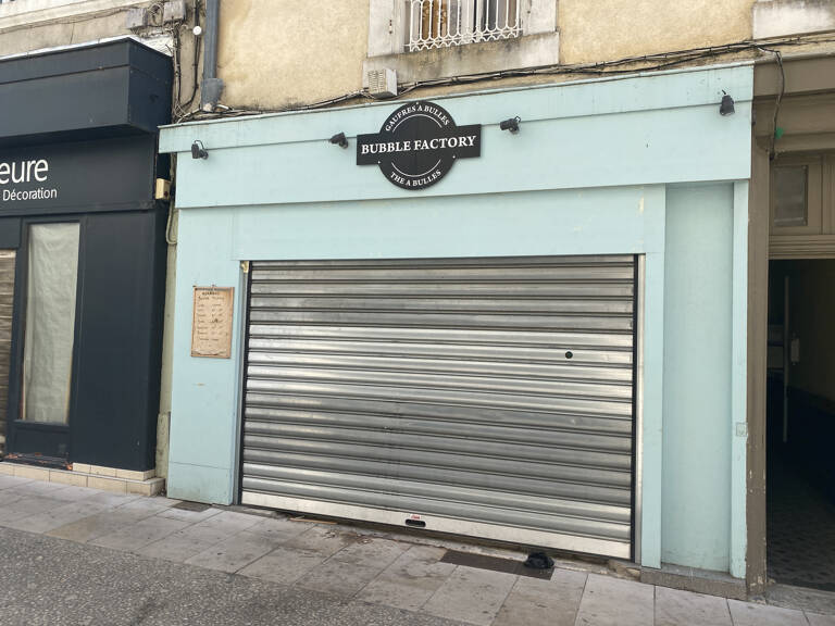 MURS COMMERCIAUX 16,42 M2 CENTRE-VILLE 26000 VALENCE — photo 1