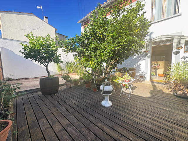 MAISON DE VILLE - 4 PIECES - ST GAUDERIQUE — photo du bien
