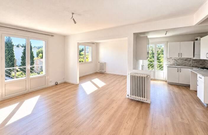 TOULON EST   LA PALASSE   T4 DE 63 M2 AVEC BALCONS ET CAVE — photo 3