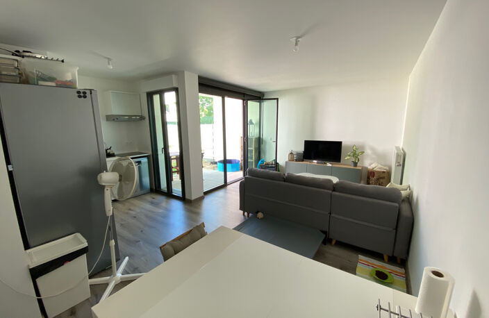 APPARTEMENT 3 PIECES EN REZ-DE-CHAUSSEE - AVENUE MAGINOT (37 — photo 4
