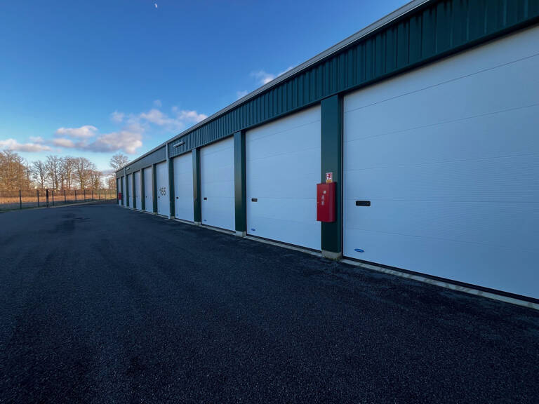 GARAGE MONNAIE - 37380 — photo 1