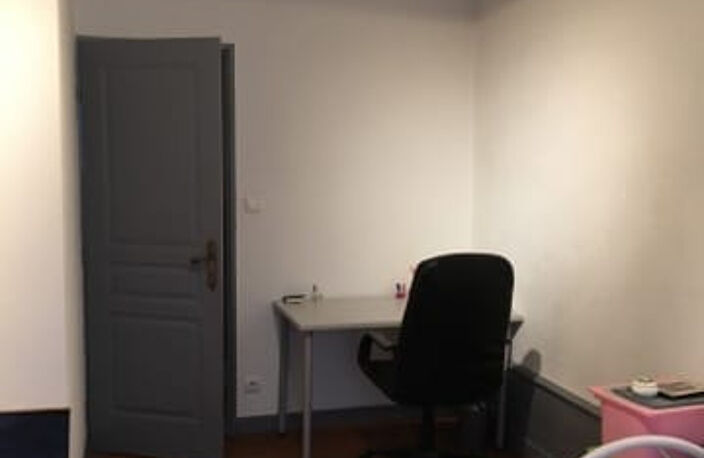 Maison Chazelles Sur Lyon 4 pièce(s) 112.5 m2 — photo 5