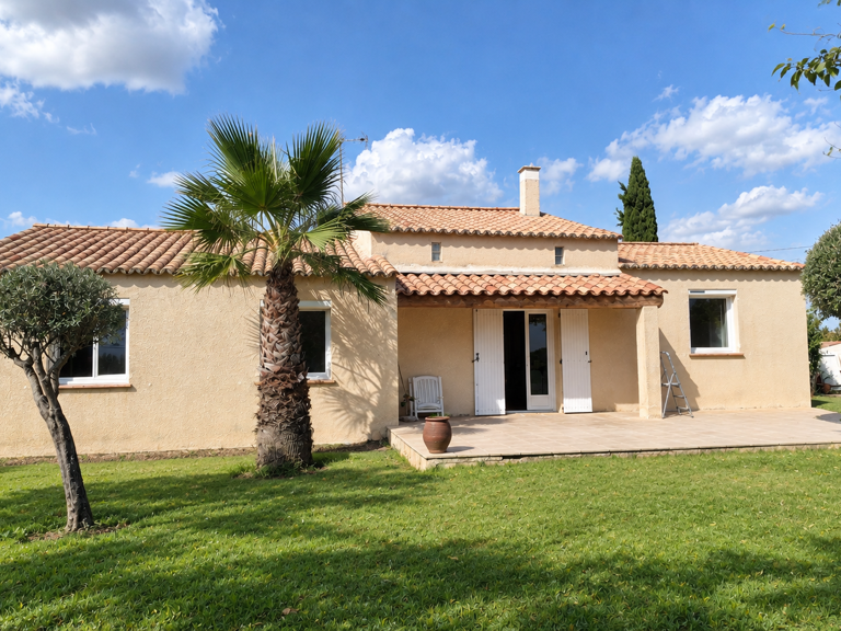 Maison au calme à 10 minutes de Nîmes sur belle parcelle de 1 200m2 — photo 1