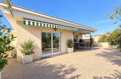 Nîmes, centre, avenue Jean Jaurès, appartement 126m2, 5ème & dernier, ascenseur, 3 chs, terrasse 80m2, garage — photo du bien