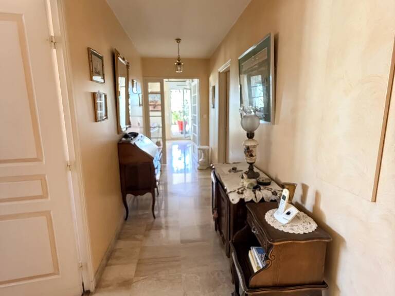 Nîmes, centre, avenue Jean Jaurès, appartement 126m2, 5ème & dernier, ascenseur, 3 chs, terrasse 80m2, garage — photo 1