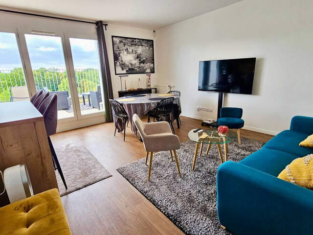 Appartement Noisiel 3 pièces 63 m2 - 2 terrasses — photo du bien