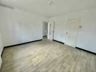 Maison T4 de 74m² à L'Isle-Jourdain — photo 2