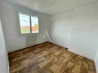 Maison T4 de 74m² à L'Isle-Jourdain — photo 4