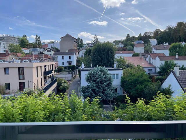 3 pièces meublé , à proximité immédiate de la Gare Meudon Val Fleury. — photo du bien