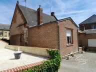 A proximité de tous commerces, lot de 3 maisons avec piscine — photo 2
