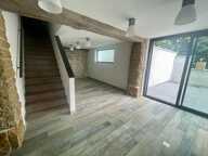 Maison de village T5 à louer à CROZET — photo 4