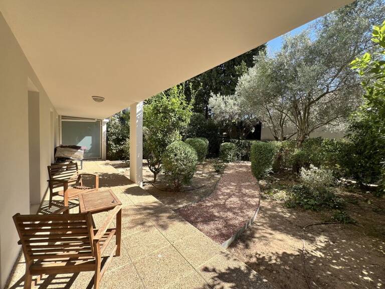 Appartement T3 65.88m² en rez de jardin avec stationnement — photo 1