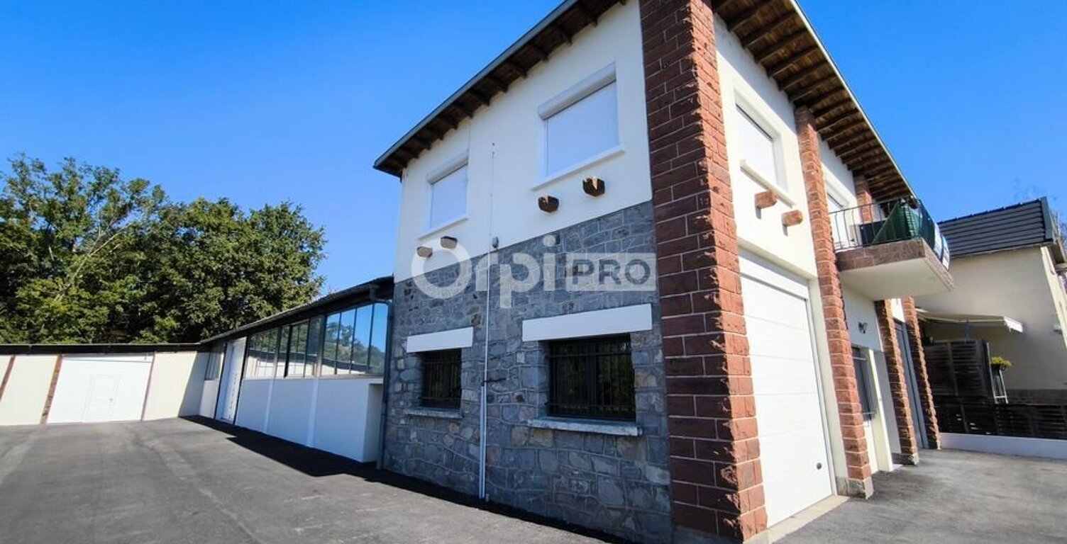 LOCAL PROFESSIONNEL A LOUER — photo 1