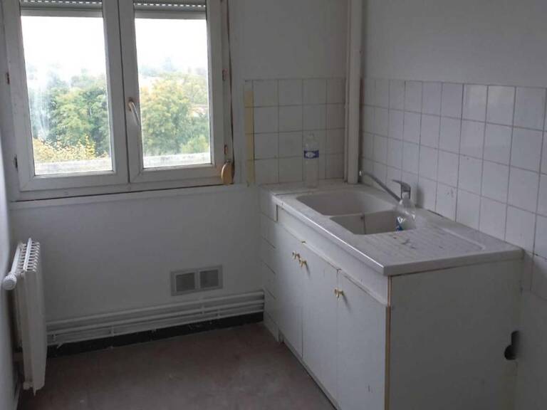 APPARTEMENT 1 PIÈCE – 30 M² À PARON — photo 1