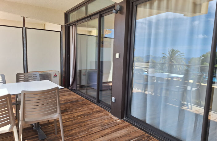 STUDIO 22M2  BELLE  VUE MER ROUTE DES SANGUINAIRES — photo 4