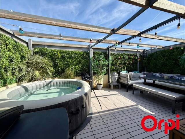 MARSEILLE 10e – DERNIER ÉTAGE – T3 80m² – TERRASSE 22 m² – POTENTIEL T4 — photo du bien
