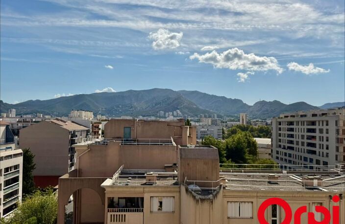 MARSEILLE 10e – DERNIER ÉTAGE – T3 80m² – TERRASSE 22 m² – POTENTIEL T4 — photo 2
