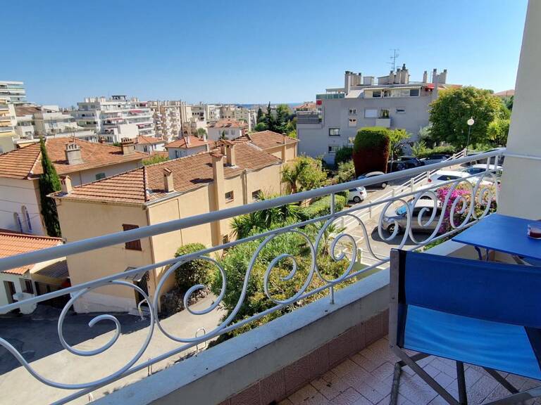 Appartement À Louer — photo 1