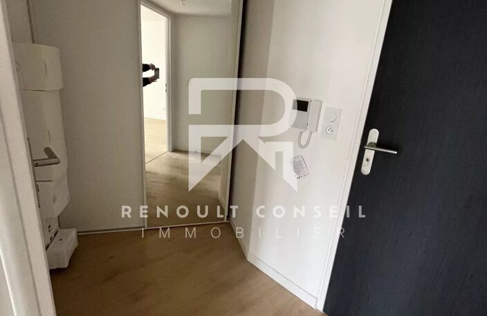 APPARTEMENT T2  DANS UNE RESIDENCE SECURISEE — photo 5