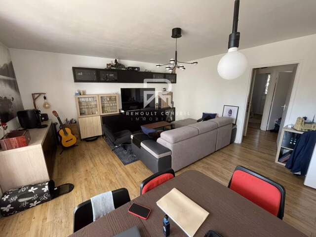 Appartement T4 85m2 avec terrasse — photo du bien