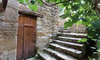 Maison 8 Pièces 212 m² à vendre à Thenon (24210)