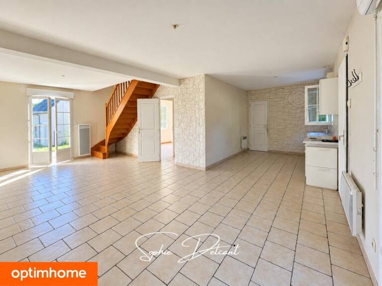 Maison familliale à vendre 5 pièces PERNAY (37) 4 chambres DPE C — photo 1