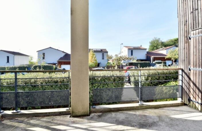 EXCLUSIVITÉ - GRAND STUDIO - TERRASSE ET CELLIER — photo 2