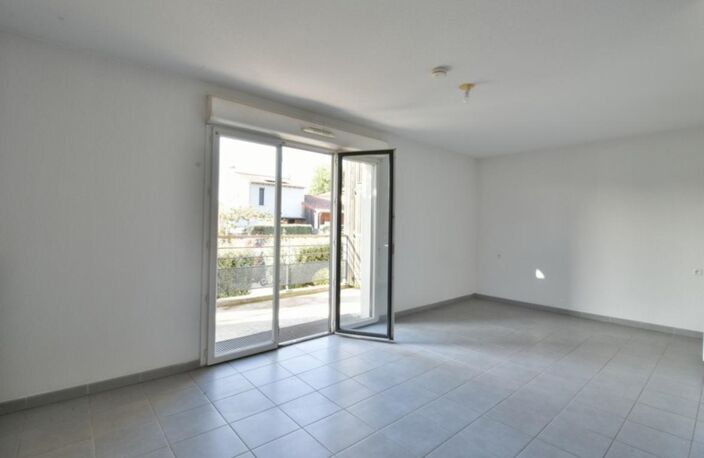 EXCLUSIVITÉ - GRAND STUDIO - TERRASSE ET CELLIER — photo 3