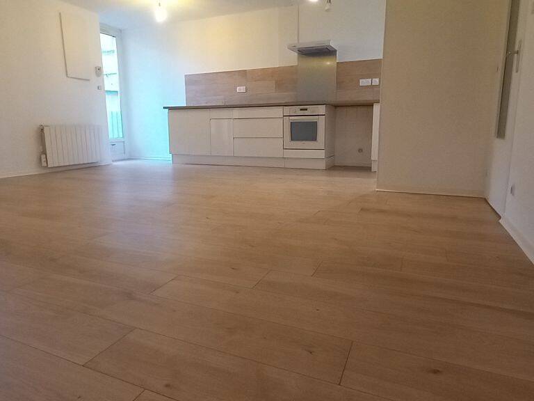 Appartement de 72m2 à louer sur Mâcon — photo 1