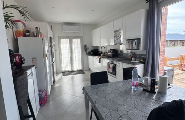 Appartement de 140m2 à louer sur Toury — photo 2