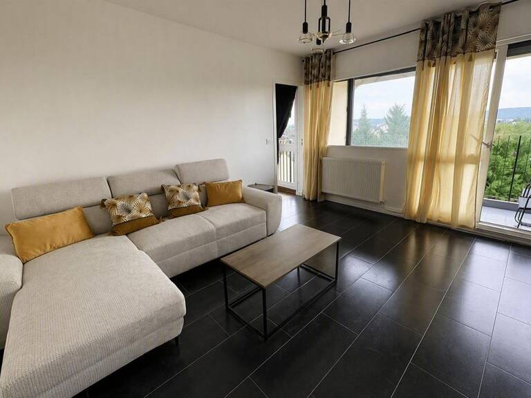 Appartement de 78m2 à louer sur Les Mureaux — photo 1