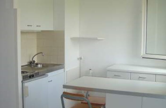 T1 — photo 2