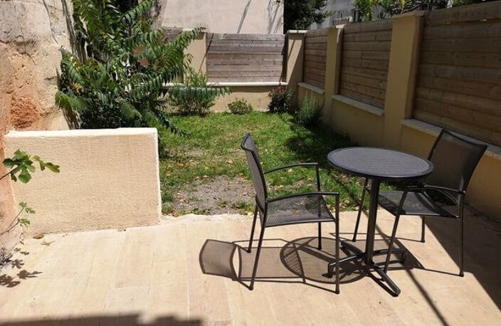 T2 — photo 2